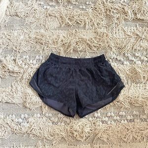 Lululemon Hotty Hotty Short